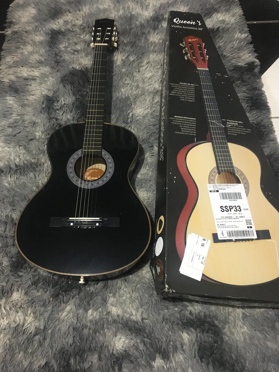 Violão clássico Queen's Conthey D13751 para destros preta verniz